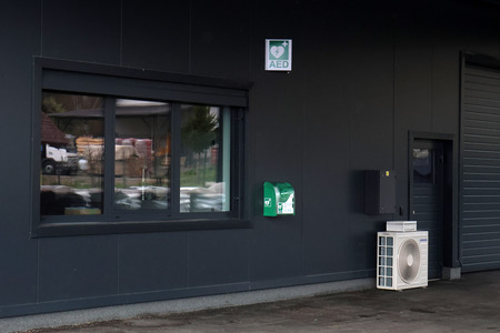 AED NOVA LOKACIJA IN OGLED PROIZVODNJE V PCB ON TIME PODSKRAJNIK 29 FOTO LJUBO VUKELIČ